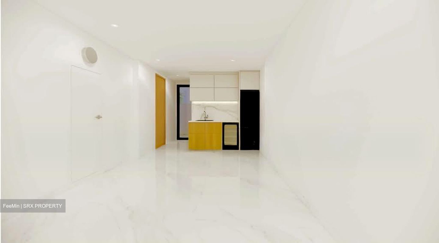 Upper East Coast Road (D15), Terrace #557558611